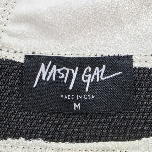 Coquette Black White Mini Dress Women’s M Contrast Strap Cocktail Party Clubwear - Picture 4 of 9